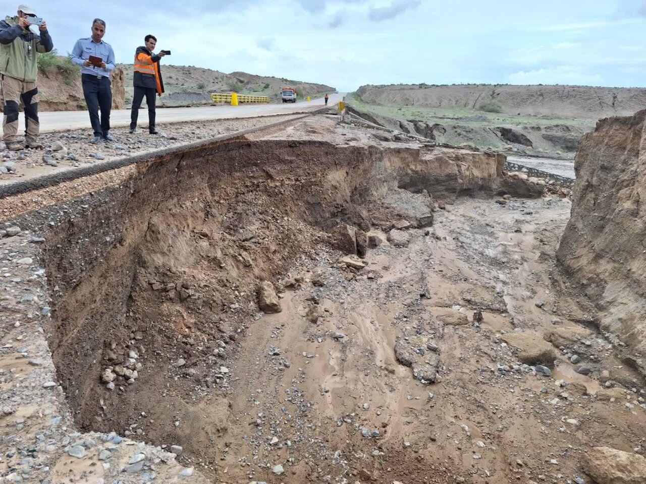 آب شرب ۹۰ درصد روستاهای سیل‌زده سیستان و بلوچستان وصل شد